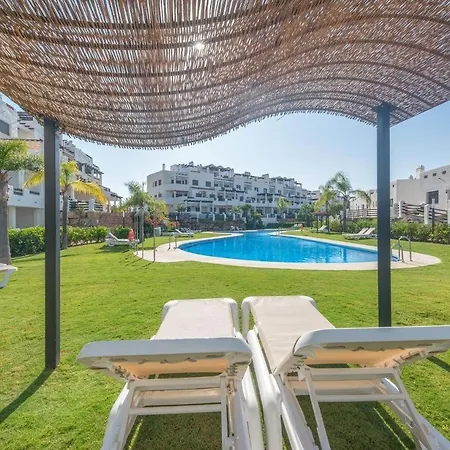Sunset Paradise Apartment